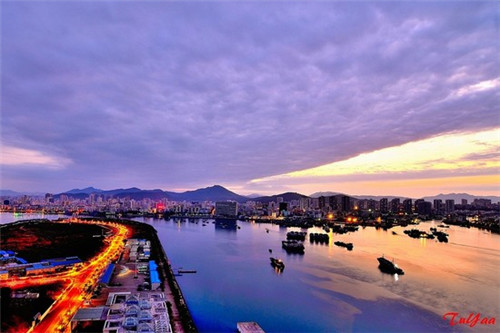 开自助火锅店设计方案，自助火锅开店策划